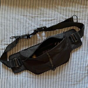 Janji Multipass Sling Bag